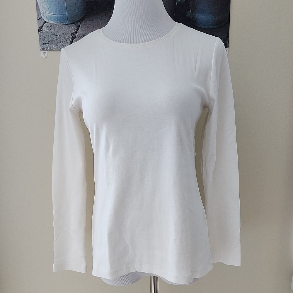Chico's Crew Neck Cream Long Sleeve Top Size Medium - Picture 4 of 5